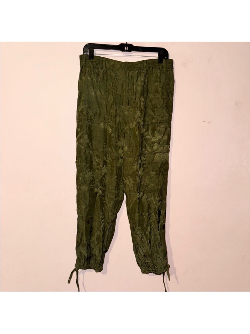 Anthropologie Green Embossed Ankle Jogger Pants Size M